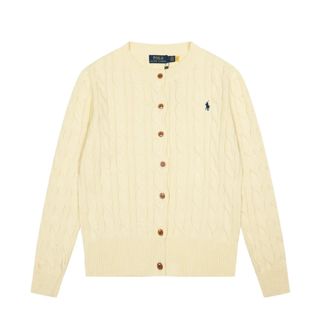 P220 RALPH LAUREN Ralph Lauren sixteen colors classic small label embroidery hemp cardigan round neck long sleeve button knitted sweater men's and women's tops Size: S M L It is made of pure cotton yarn and multi-knitted pure cotton, which is skin-friendly and comfortable. Small label war horse embroidery twist button round neck cardigan sweater🐎High quality. Follow the blogger to learn how to wear it! Let’s buy a Ralph Lauren cable sweater. It’s a super hard-to-find series after it became popular. It’s hard to find one on the official website. It’s simple and practical, has a lazy and loose feel, soft and delicate feel, and has a loose fit. Whether worn alone or layered, you can wear a simple one to create different styles of fashion!
